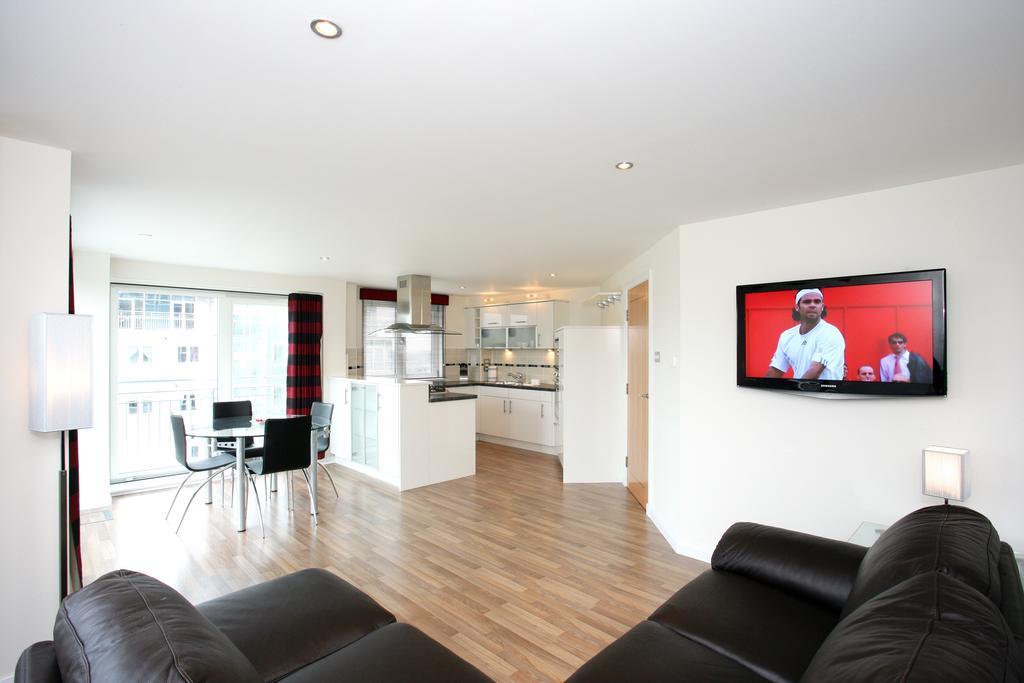Kepplestone Manor Apartment Aberdeen Room photo